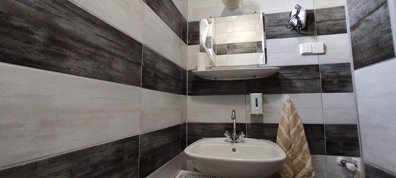 Fortuna Apartman Hajdúszoboszló المظهر الخارجي الصورة